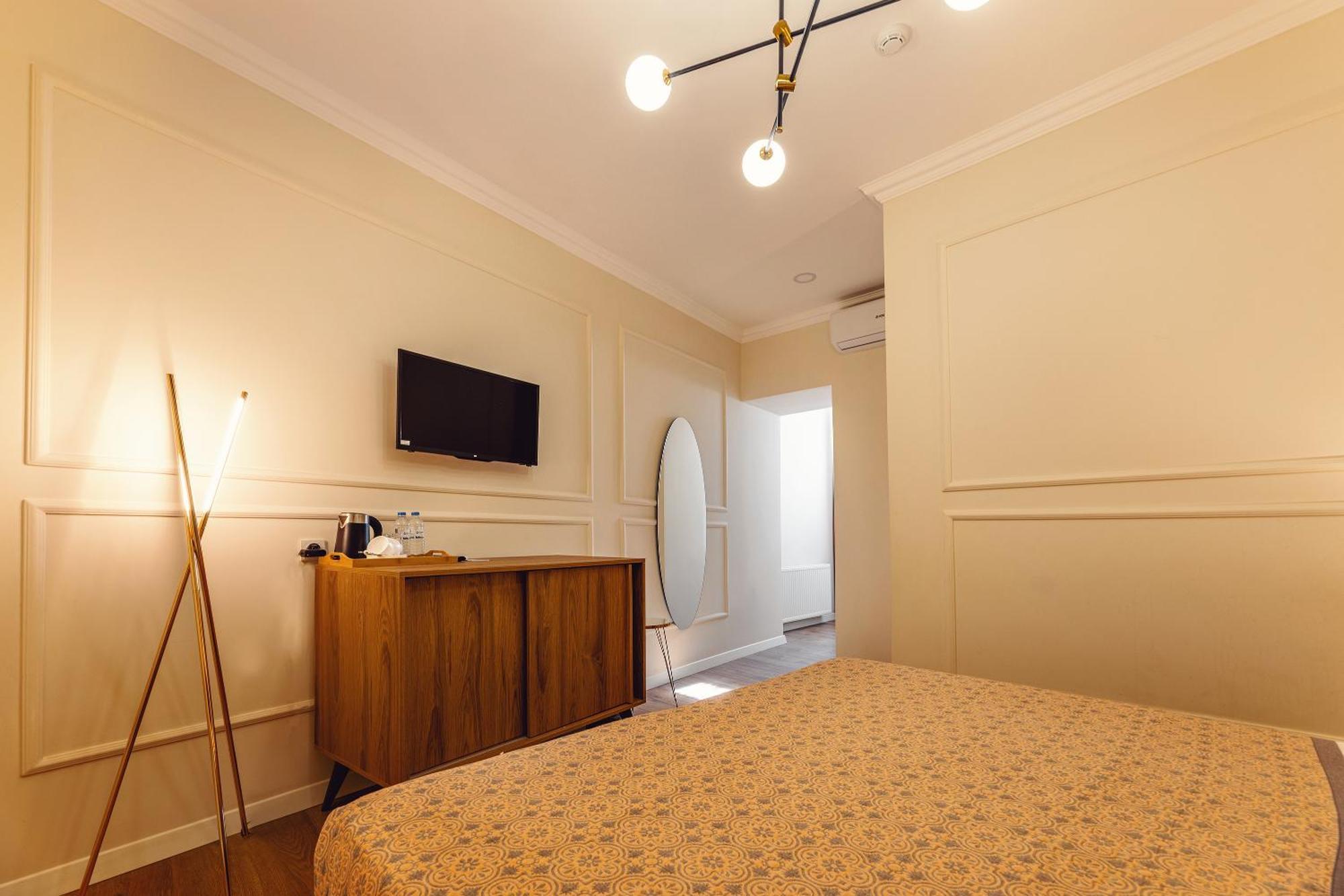 Boutique Hotel Manufactura Tbilisi ภายนอก รูปภาพ